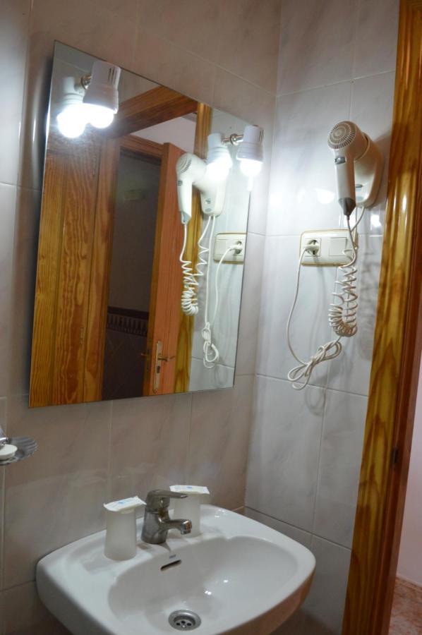 Hostal Rural Montual Los Baños Zewnętrze zdjęcie