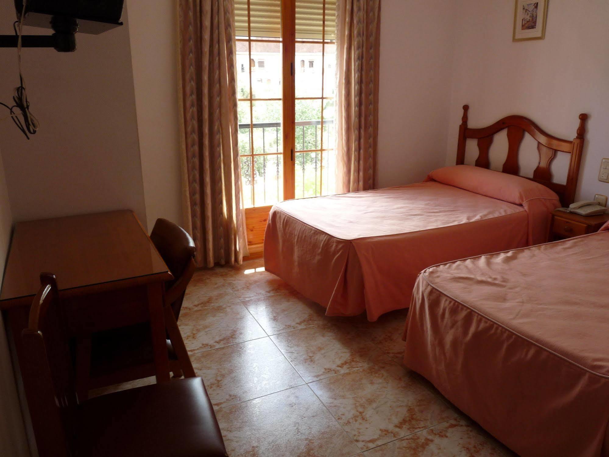 Hostal Rural Montual Los Baños Zewnętrze zdjęcie